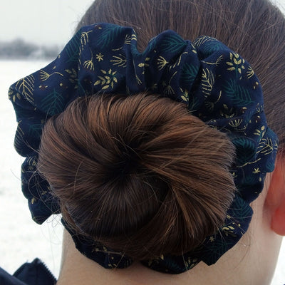 Festive 14cm Blue Scrunchie with Gold and Green Sprigs